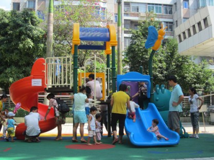 plastic playground design