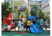 How to keep your kids safe when they play outside How to keep your kids safe when they play outside