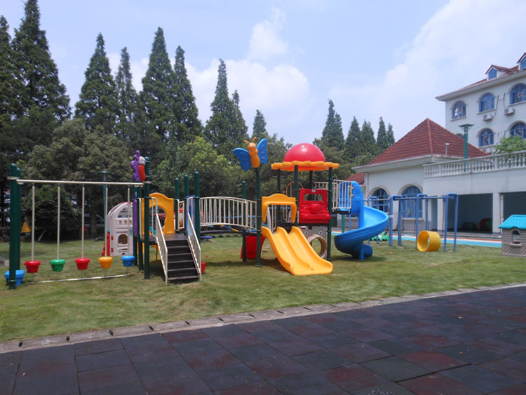 outdoor play equipment